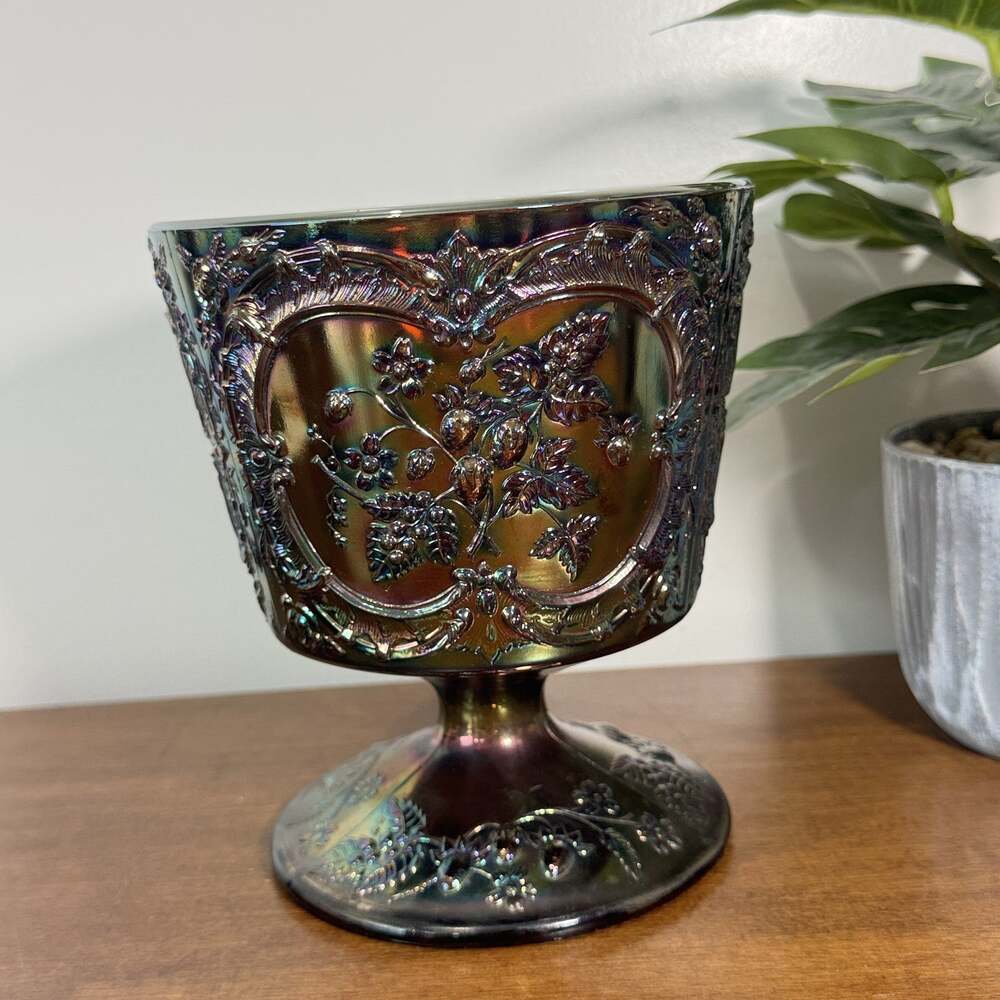 Vintage Fenton Carnival Glass Vase Purple Amethyst Strawberry Wreath Pattern